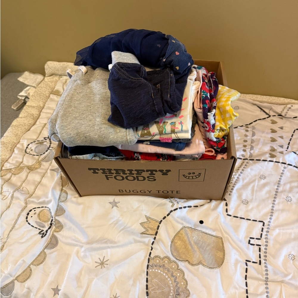 Huge lot of baby/girl clothes